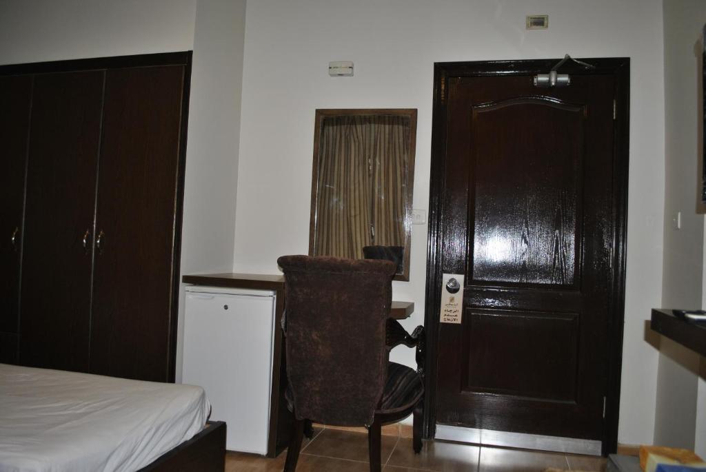 Alballouti Hotel Suites Amman Camera foto