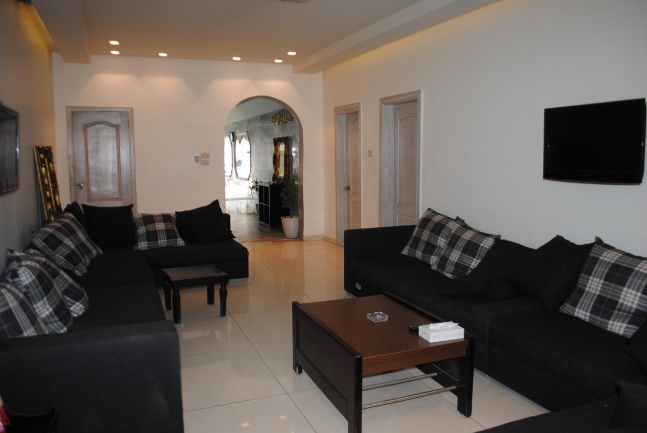 Alballouti Hotel Suites Amman Esterno foto