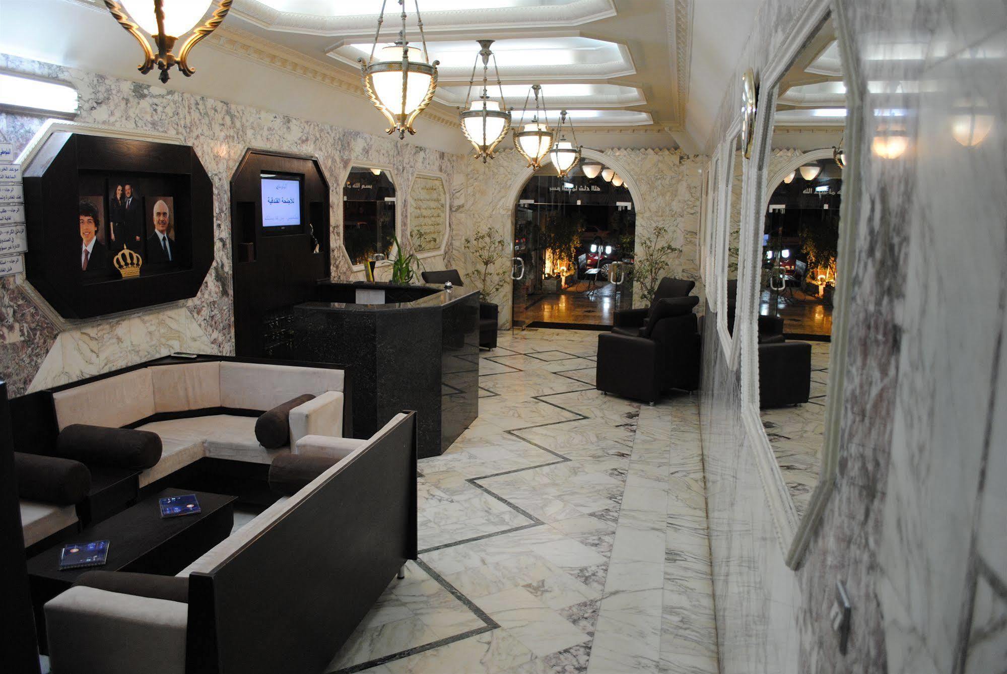 Alballouti Hotel Suites Amman Esterno foto